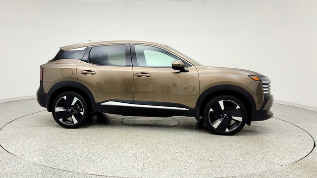 2025 Nissan Kicks SR AWD w/ Premium Package & 19'' Wheels - 23019086 - 3