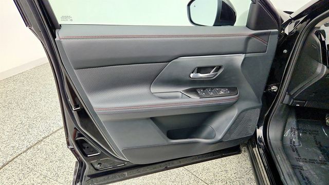 2025 Nissan Kicks SR AWD w/ Premium Pkg - 23079154 - 10