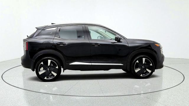 2025 Nissan Kicks SR AWD w/ Premium Pkg - 23079154 - 3
