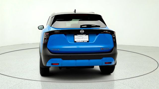 2025 Nissan Kicks SR AWD w/ Premium Pkg & Panoramic Headliner Illumination - 23028922 - 5