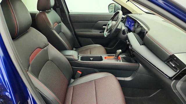 2025 Nissan Kicks SR FWD w/ 19'' Alloy Wheels & Two-Tone Premium Paint - 23100845 - 20