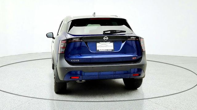2025 Nissan Kicks SR FWD w/ 19'' Alloy Wheels & Two-Tone Premium Paint - 23100845 - 5