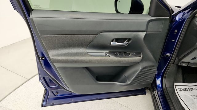 2025 Nissan Kicks SV - 22947479 - 9