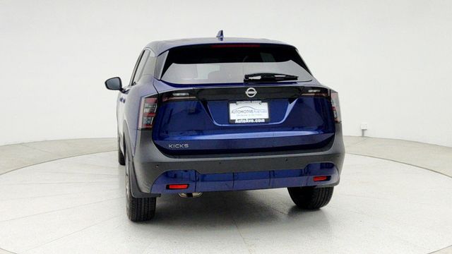 2025 Nissan Kicks SV - 22947479 - 5