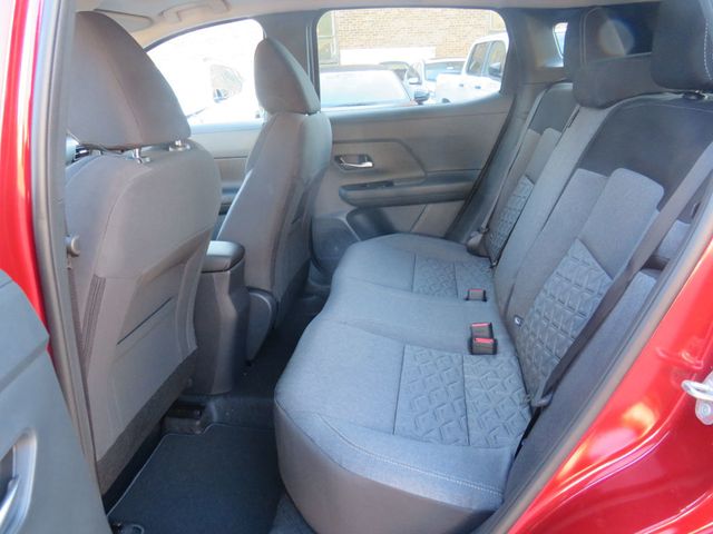 2025 Nissan Kicks SV AWD - 22918336 - 9