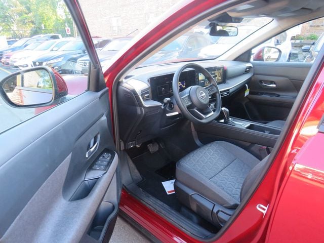 2025 Nissan Kicks SV AWD - 22918336 - 8