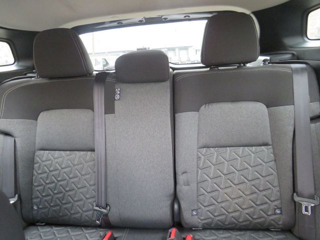 2025 Nissan Kicks SV AWD - 22949413 - 11