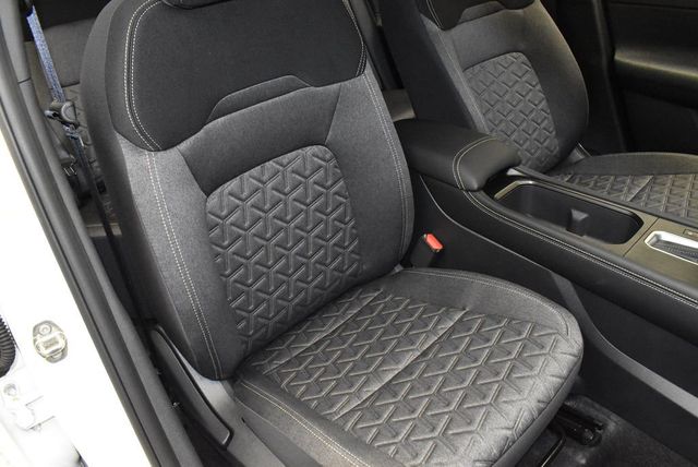 2025 Nissan Kicks SV AWD - 22982879 - 24