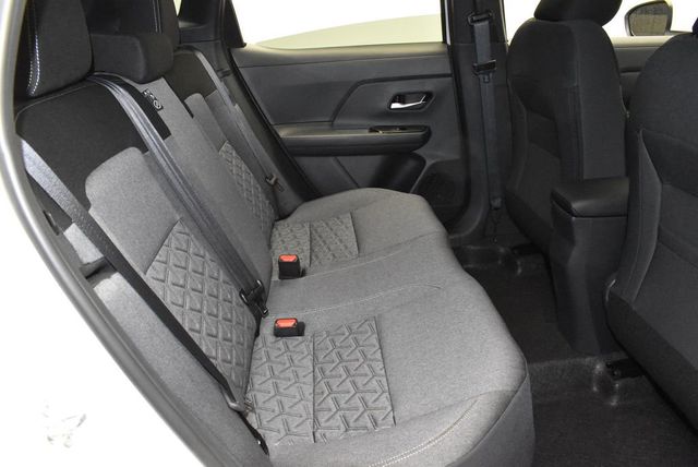 2025 Nissan Kicks SV AWD - 22982879 - 29