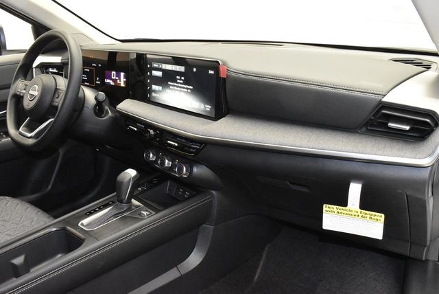 2025 Nissan Kicks SV AWD - 22995384 - 25