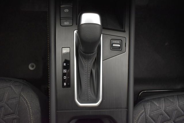 2025 Nissan Kicks SV AWD - 22995384 - 27