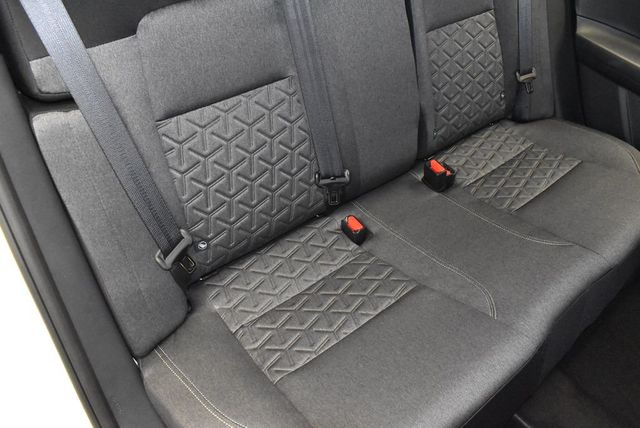 2025 Nissan Kicks SV AWD - 22995384 - 30