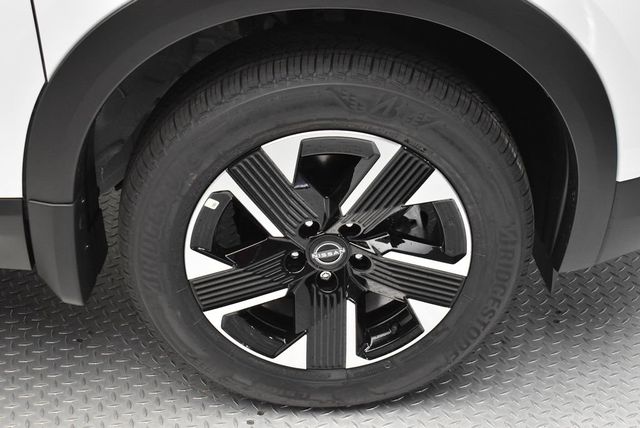 2025 Nissan Kicks SV AWD - 22995384 - 34