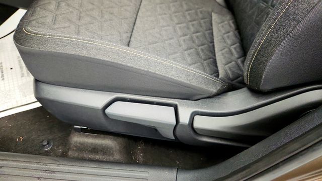 2025 Nissan Kicks SV AWD - 22969883 - 10