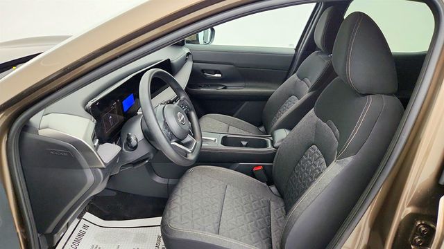 2025 Nissan Kicks SV AWD - 22969883 - 17