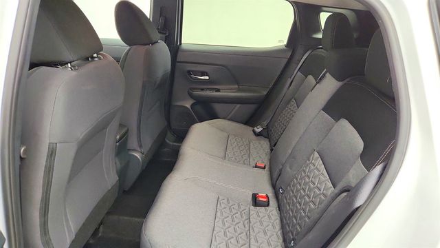 2025 Nissan Kicks SV AWD - 23059801 - 19