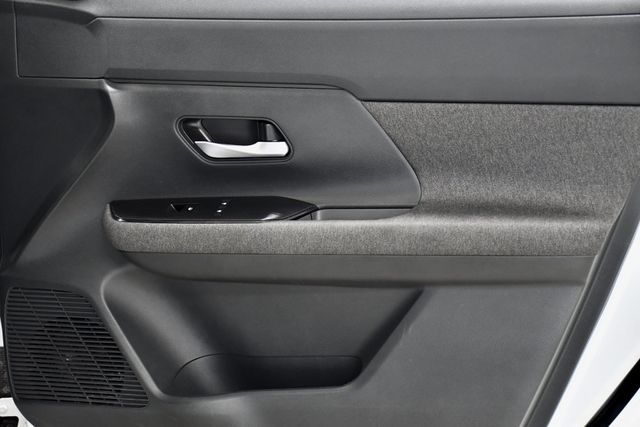 2025 Nissan Kicks SV FWD - 23068840 - 17