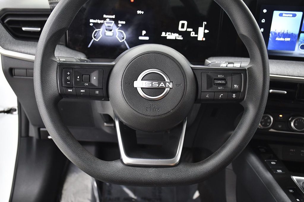 2025 Nissan Kicks SV FWD - 23068840 - 19