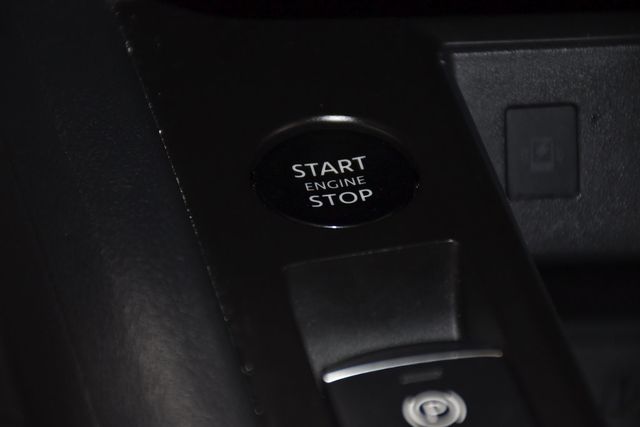 2025 Nissan Kicks SV FWD - 23068840 - 28