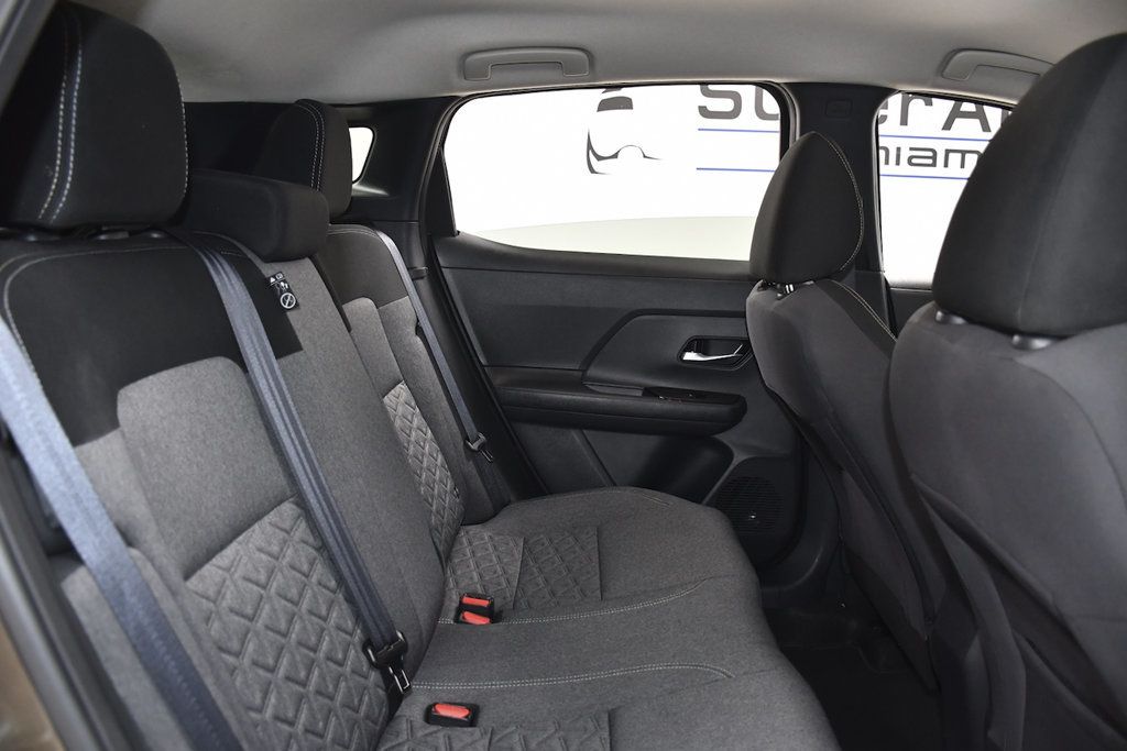 2025 Nissan Kicks SV FWD - 23068843 - 13