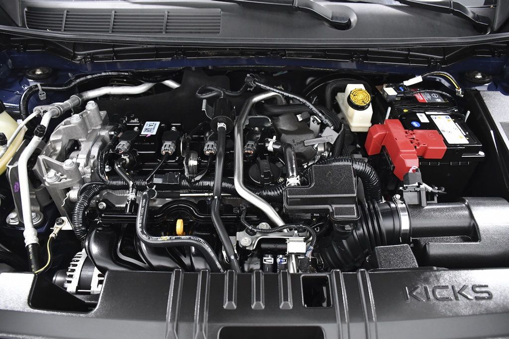 2025 Nissan Kicks SV FWD - 23083978 - 18