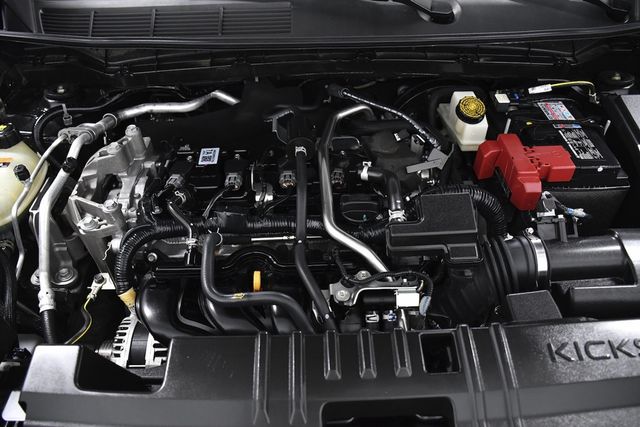 2025 Nissan Kicks SV FWD - 23083980 - 18