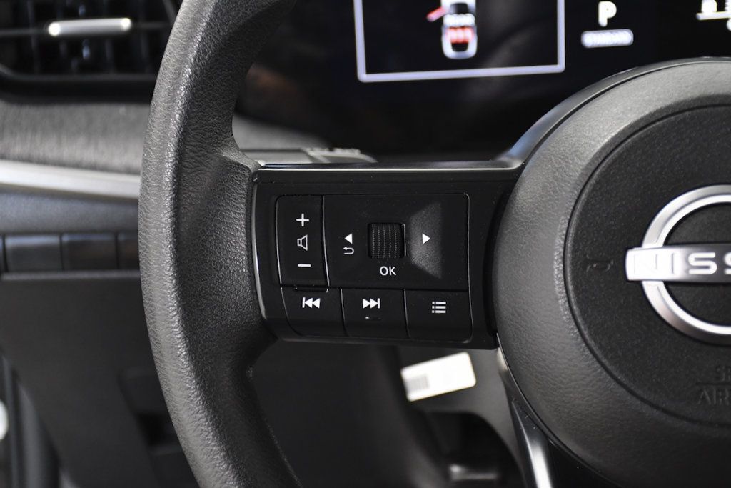 2025 Nissan Kicks SV FWD - 23083980 - 20