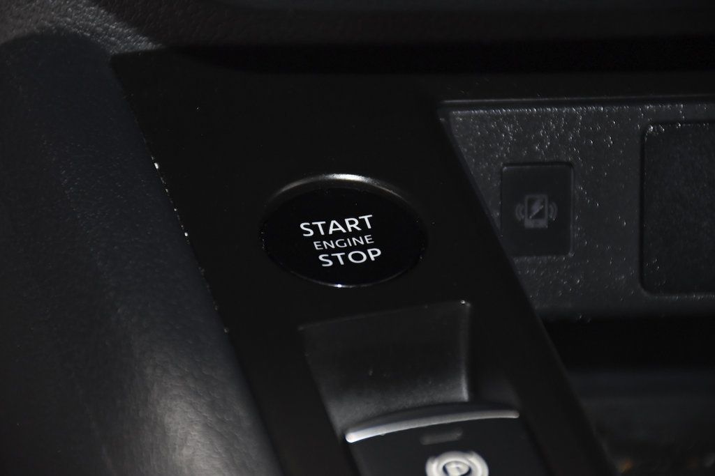 2025 Nissan Kicks SV FWD - 23083980 - 25