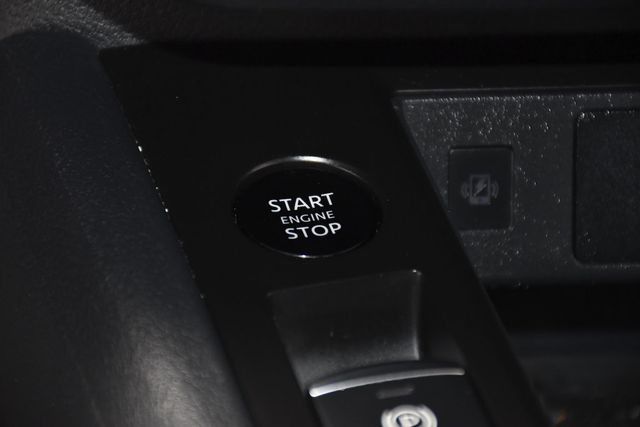 2025 Nissan Kicks SV FWD - 23083980 - 25