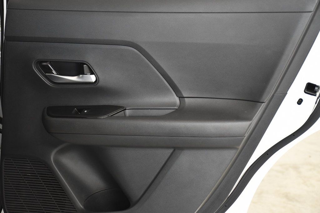 2025 Nissan Kicks SV FWD - 23099017 - 14