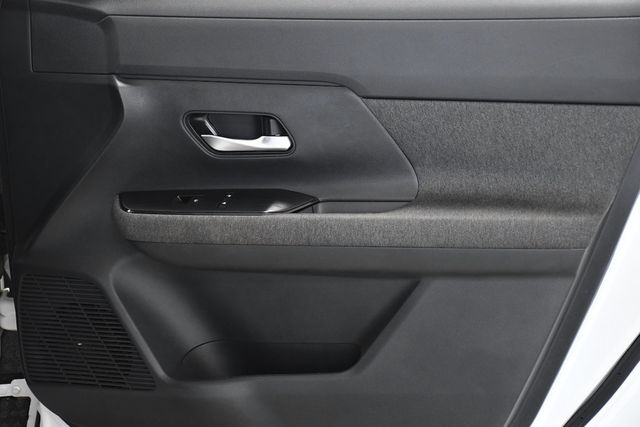 2025 Nissan Kicks SV FWD - 23099017 - 17