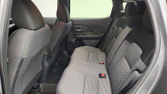 2025 Nissan Kicks SV FWD - 23035147 - 18