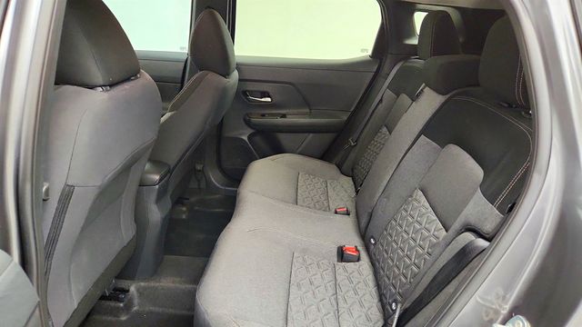 2025 Nissan Kicks SV FWD - 23048472 - 17