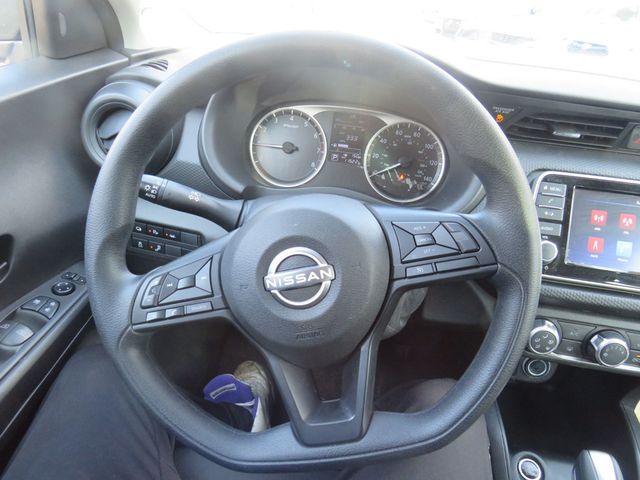 2025 Nissan Kicks Play S FWD - 22992284 - 11