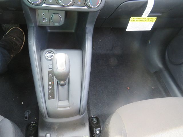 2025 Nissan Kicks Play S FWD - 23022979 - 10