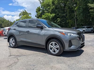 2025 Nissan Kicks Play