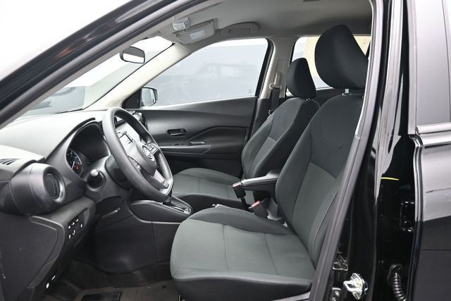 2025 Nissan Kicks Play S FWD - 22999943 - 9