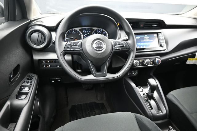2025 Nissan Kicks Play S FWD - 22999943 - 14