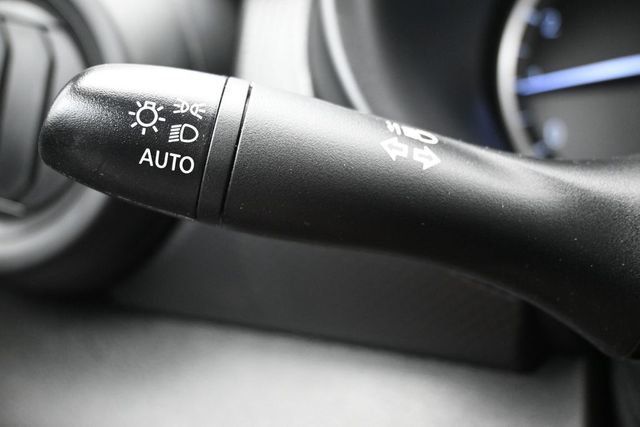 2025 Nissan Kicks Play S FWD - 22999943 - 22