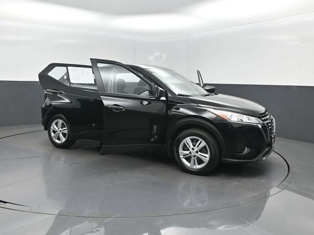 2025 Nissan Kicks Play S FWD - 22999943 - 34