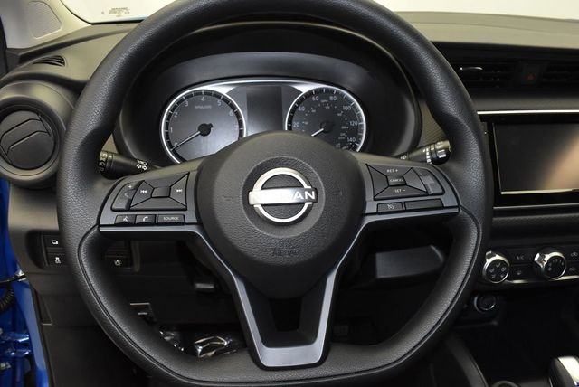 2025 Nissan Kicks Play S FWD - 22940482 - 15