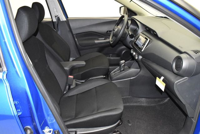 2025 Nissan Kicks Play S FWD - 22940482 - 23