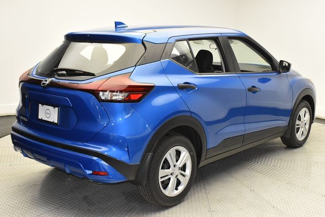 2025 Nissan Kicks Play S FWD - 22940482 - 4