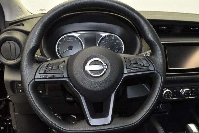 2025 Nissan Kicks Play S FWD - 22967518 - 15