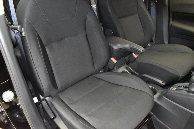 2025 Nissan Kicks Play S FWD - 22967518 - 24