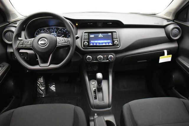 2025 Nissan Kicks Play S FWD - 22967518 - 26