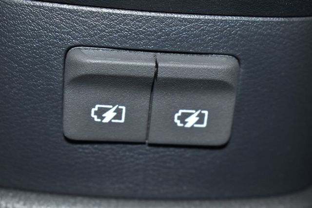 2025 Nissan Kicks Play S FWD - 22967518 - 31