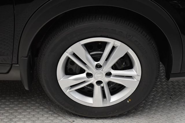 2025 Nissan Kicks Play S FWD - 22967518 - 35