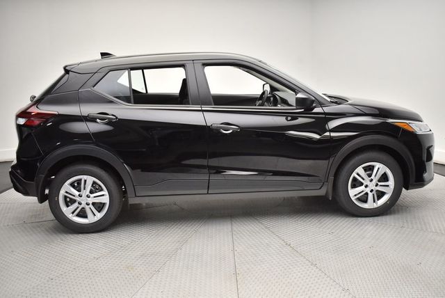 2025 Nissan Kicks Play S FWD - 22967518 - 3
