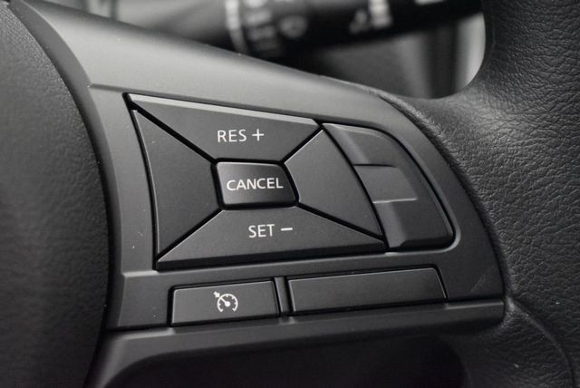 2025 Nissan Kicks Play S FWD - 23005838 - 17